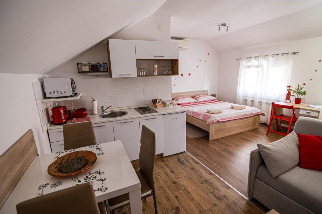 Sunny Day Apartments Sveta Nedjelja  Εξωτερικό φωτογραφία